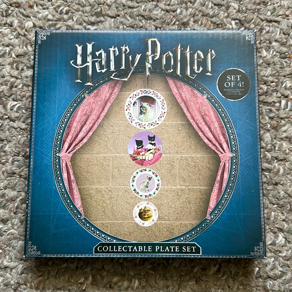 HARRY POTTER Umbridge cats plate set